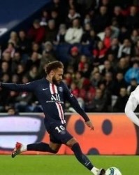  巴黎圣日耳曼横扫劲旅，法甲霸主强势领跑积分榜