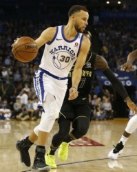  篮网西蒙斯复出送15助攻，杜欧轻松射落老鹰  